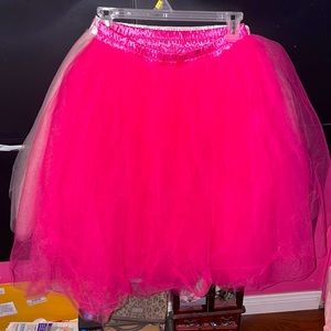 Medium/large tutu stretch